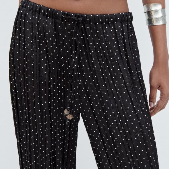ZARA DOTTED WRINKLE EFFECT WIDE LEG PANTS - Picture 3 of 8